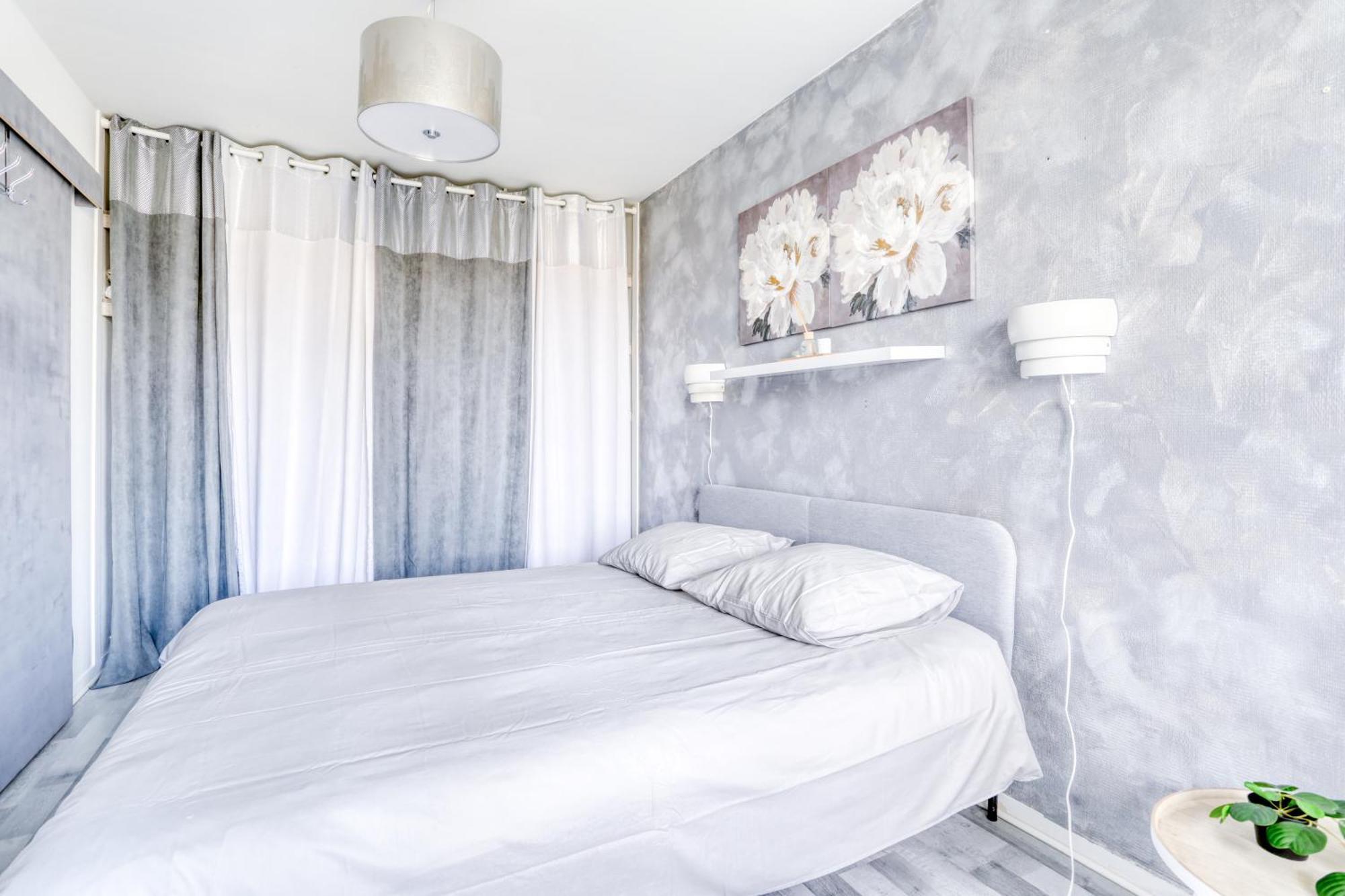 Le Warm Cocon - Spacieux T3 - 5 Personnes - Wifi Et Parking Rosny-sous-Bois Bagian luar foto